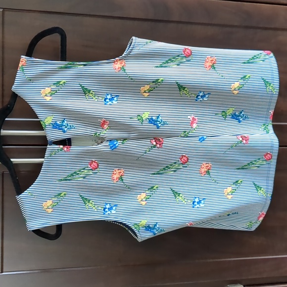 Top - Picture 3 of 3